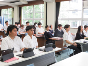 岐阜県立東濃高等学校 | ここは、多様な文化が交わり、新しい価値が