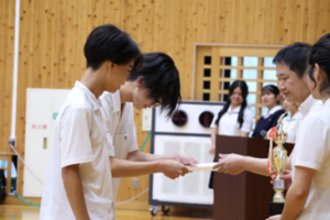 岐阜県立東濃高等学校 | ここは、多様な文化が交わり、新しい価値が